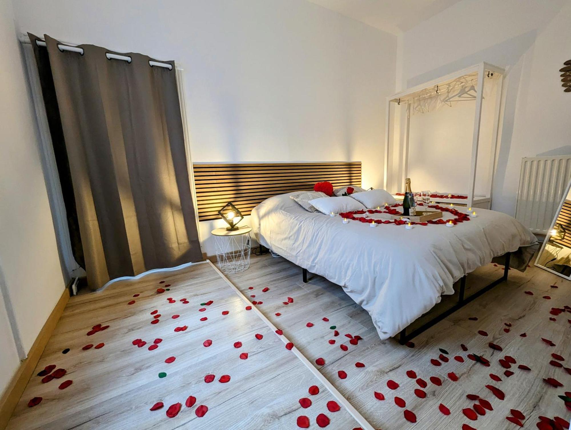 Logement Complet Dijon Centre Jusqu'A 6 Couchages Ngoại thất bức ảnh